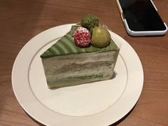 浓抹生巧鲜莓奶油蛋糕-RUXU入续糖水铺与包(卓悦中心店)