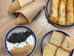 -正南齐北·老街糯米团(洪崖洞店)
