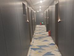 -云季酒店(西关地铁站C2出囗店)