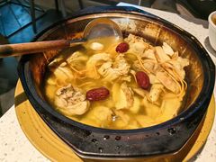 -半山腰·云南菜(侨福芳草地店)