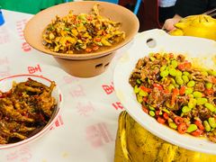 -堂瓦里·33年传统赣菜(第一街区店)