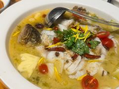 水果酸菜鱼-花溪雨·森林餐厅(石基店)