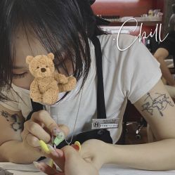 -花岐款式专研健康美甲沙龙