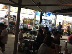 -东海岸人工湖美食村