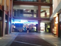 -盒马鲜生(首义店)
