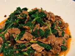 薄荷炒牛肉-一坐一忘云南菜(嘉里中心店)