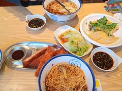 -禧凰·老上海白斩鸡辣肉面店