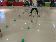 -阿布溜溜(同曦假日百货店)