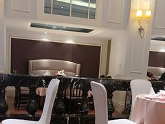 -王府井酒店(金桥港湾店)