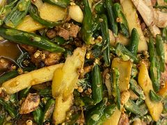 -去吃小龙虾·江湖菜·烧烤(南滨路店)