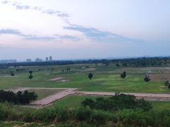 -汉长安城未央宫国家考古遗址公园