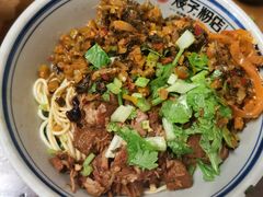 -矮子粉店1985·长沙米粉(湘春路店)