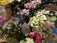 -谷莠子花艺气球派对·绿植造景·花艺沙龙(东海缤纷天地店)