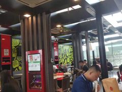 大堂-麦当劳(深圳北站高铁店)