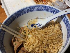 -沪西老弄堂面馆(定西路店)