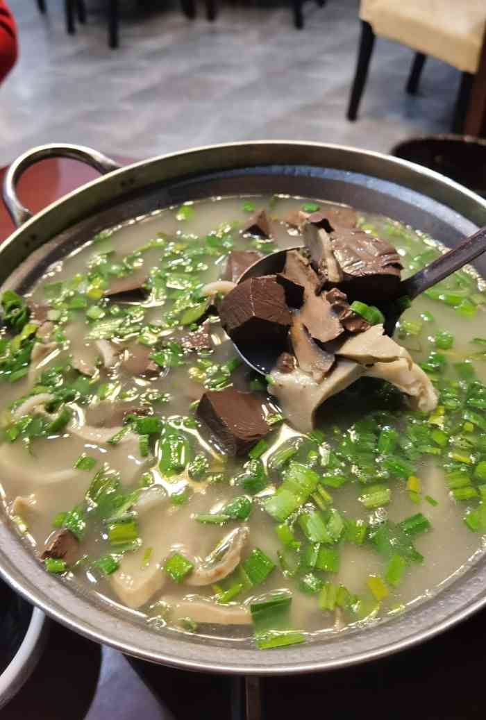 李记羊肉馆(庄行店)-"慕名而来吃伏羊.没想到是一家这么大的店.