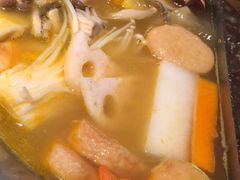 -湊湊火锅·茶憩(新中关购物中心店)