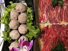 -牛村来人潮汕牛肉火锅(西单店)