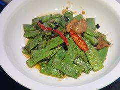 -川流不息·地道川菜·小龙虾(新松江路店)