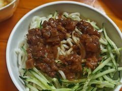 -兴芮温泉度假区