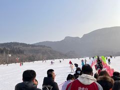 -济南卧虎山滑雪场