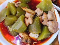 青笋烧肥肠-雨田饭店(华兴东街店)