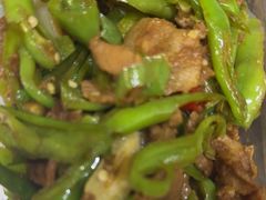 -湖南人家湘菜馆(镇江路店)