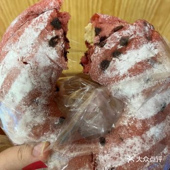 我给李雪琴当长沙人脉｜经常回购的一家面包店