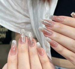 -悦指间美甲美睫