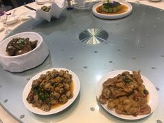 -臻鲜燕海鲜融合餐厅(金陵style店)