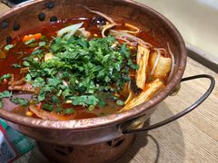 -成都你六姐·牛肉冒菜(信泰中心商场店)