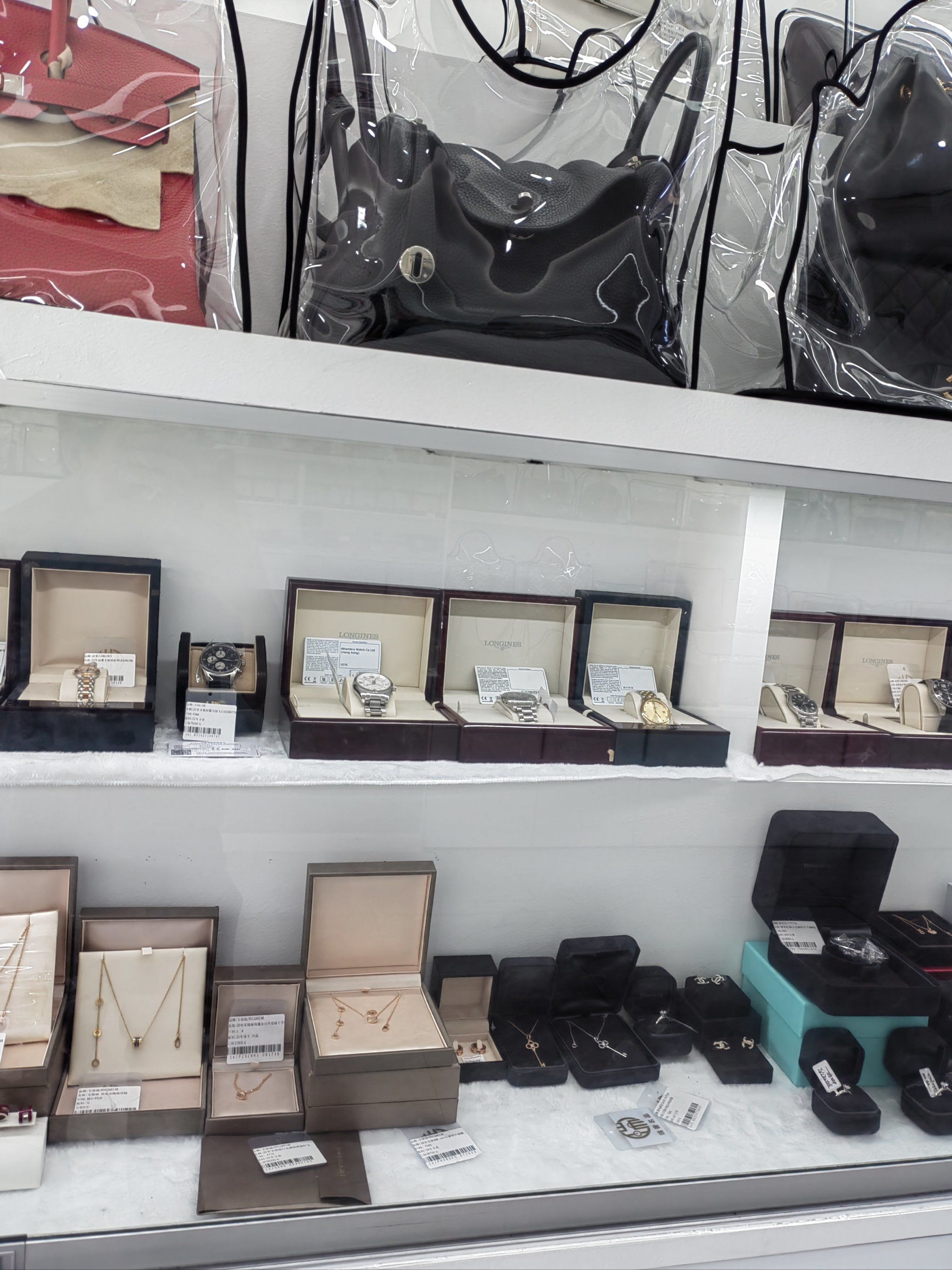上海同城上门回收,十几年奢侈品实体店.