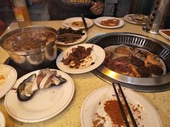 -鑫海汇海鲜烤肉火锅自助(七彩城店)