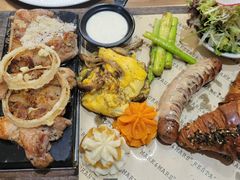 -Mark&Mars Restaurant