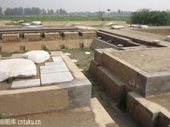 -汉长安城未央宫国家考古遗址公园