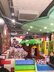 -利奥梦幻主题乐园(爱琴海购物公园店)