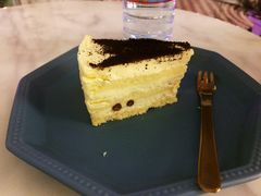 -有猫主题·治愈系猫咖(曾厝垵店)