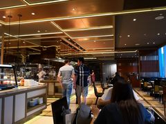 -大中华希尔顿酒店-念自助餐·嗨啤·小龙虾