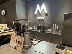 -M Stand(港汇恒隆广场店)