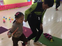 -阿布溜溜(同曦假日百货店)