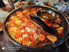 -小辣椒汤锅烧烤(温泉南街店)