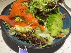 牛油果烟熏三文鱼沙拉-BE BRIGHT KITCHEN(正佳广场店)
