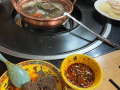 -银同牦牛肉火锅