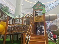 -丽达购物中心(崂山店)