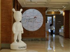 门面-潮一不贰·法式甜品·生日蛋糕·西式简餐(外滩店)