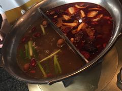 -湊湊火锅·茶憩(新中关购物中心店)