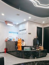 -TOP HAIR SALON