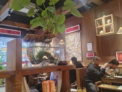 -巴卤社老火锅(财富店)