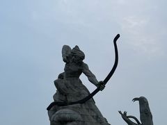 -巴陵广场