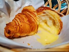 黄金流奶羊角-麦田工坊(月湖店)